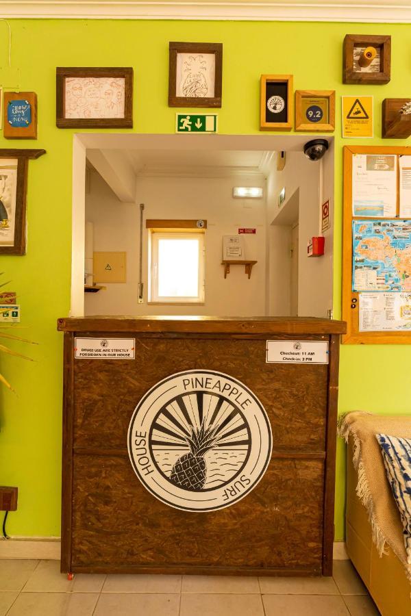 Albergue Pineapple Surf House Atouguia Da Baleia Exterior foto
