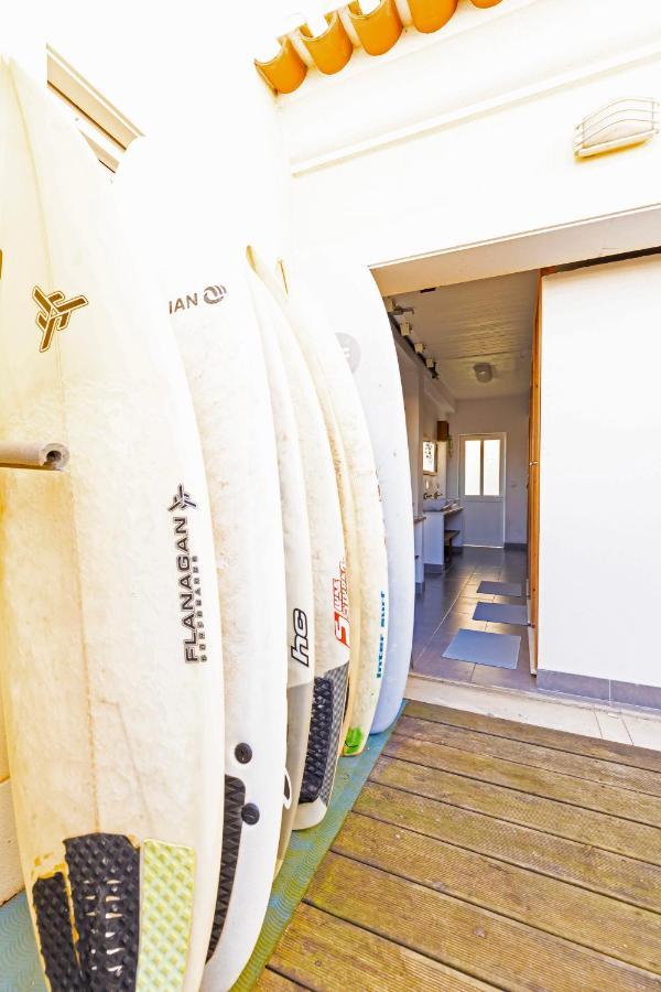Albergue Pineapple Surf House Atouguia Da Baleia Exterior foto